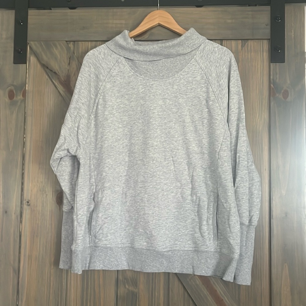 Champion Women’s Grey Sweatshirt Size XL